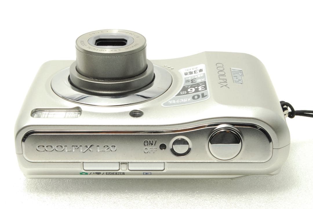 yちゃん 様フォロー割_Nikon COOLPIX L20 ❤️シルバー ニコン