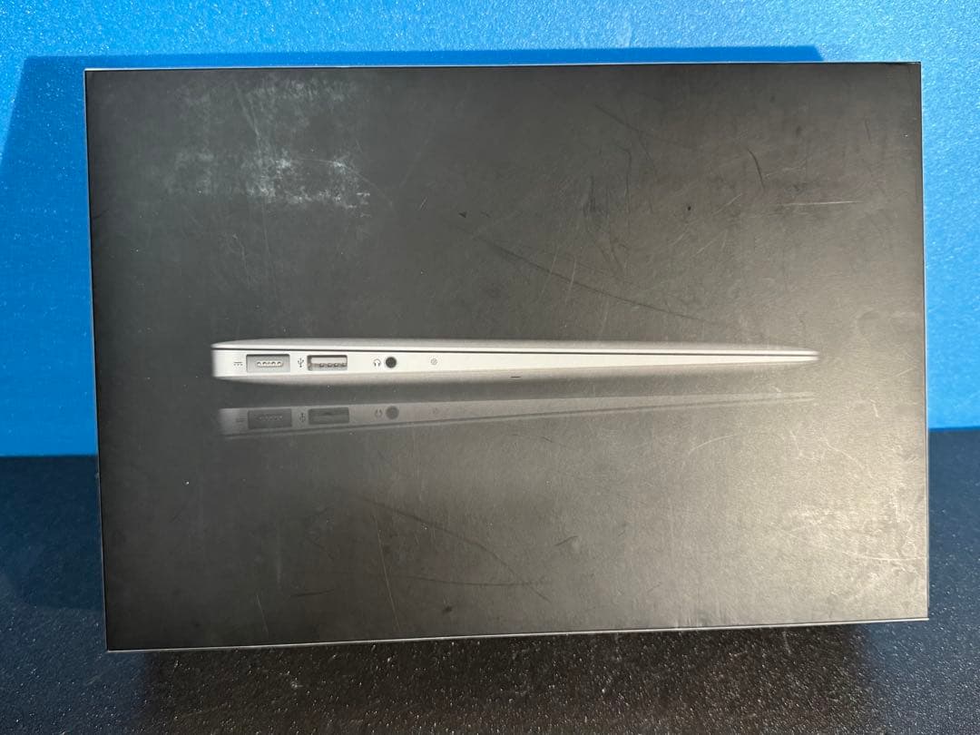 Apple MacBook Air 11インチ (A1370) mc968