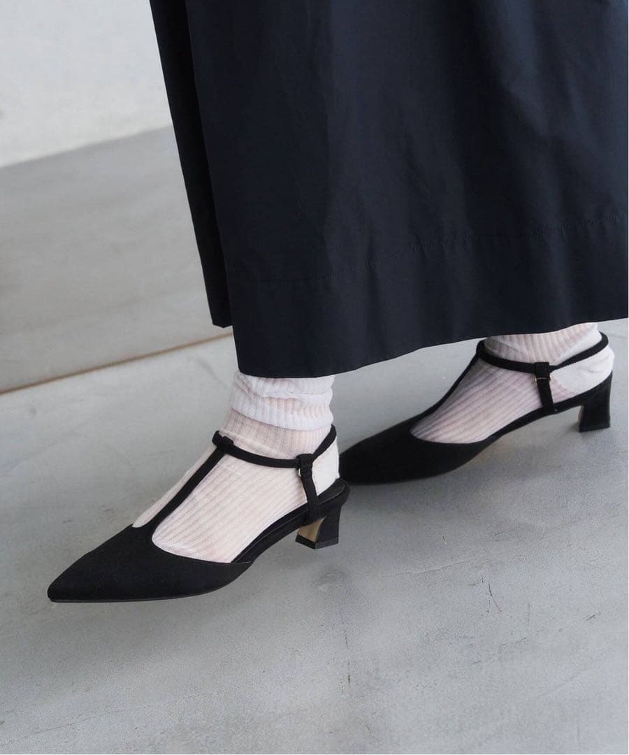 LE TALON ルタロン 4cmTストラップパンプス ブラック 22.5cm