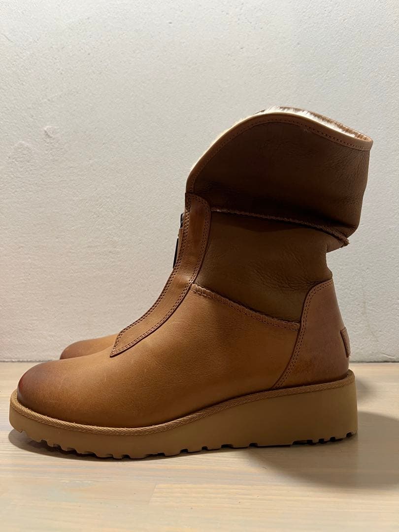 (美品) UGG アグ ジップアップ ムートンブーツ 24cm
