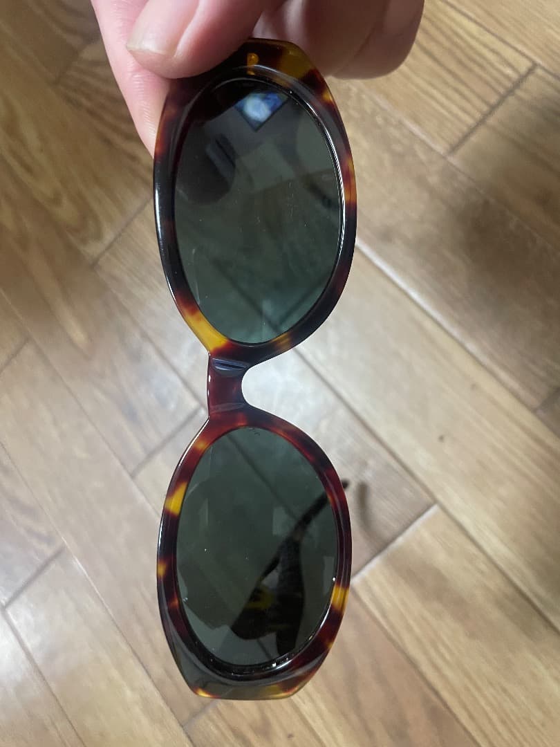 Gucci トータスシェル キャットアイサングラス