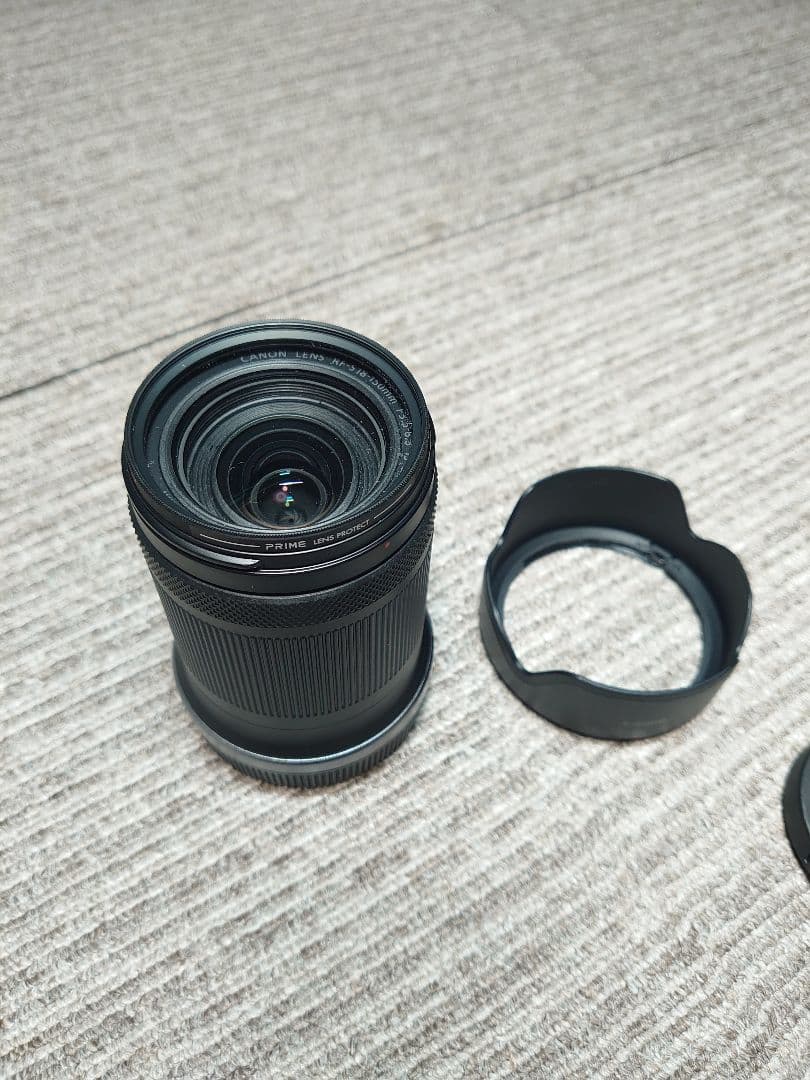 Canon RF 18-150mm f3.5-6.3 IS STM　フィルター付