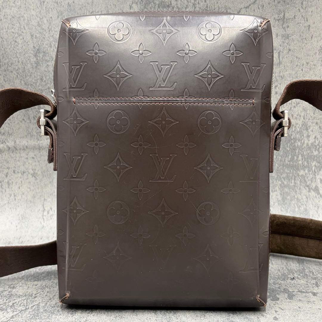 ルイヴィトン モノグラム グラセ　ボビー カフェ ショルダーバッグ 茶 メンズ