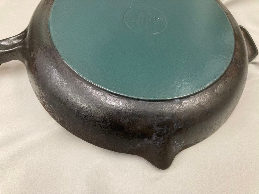 中古品　ストウブ フライパン　28センチ