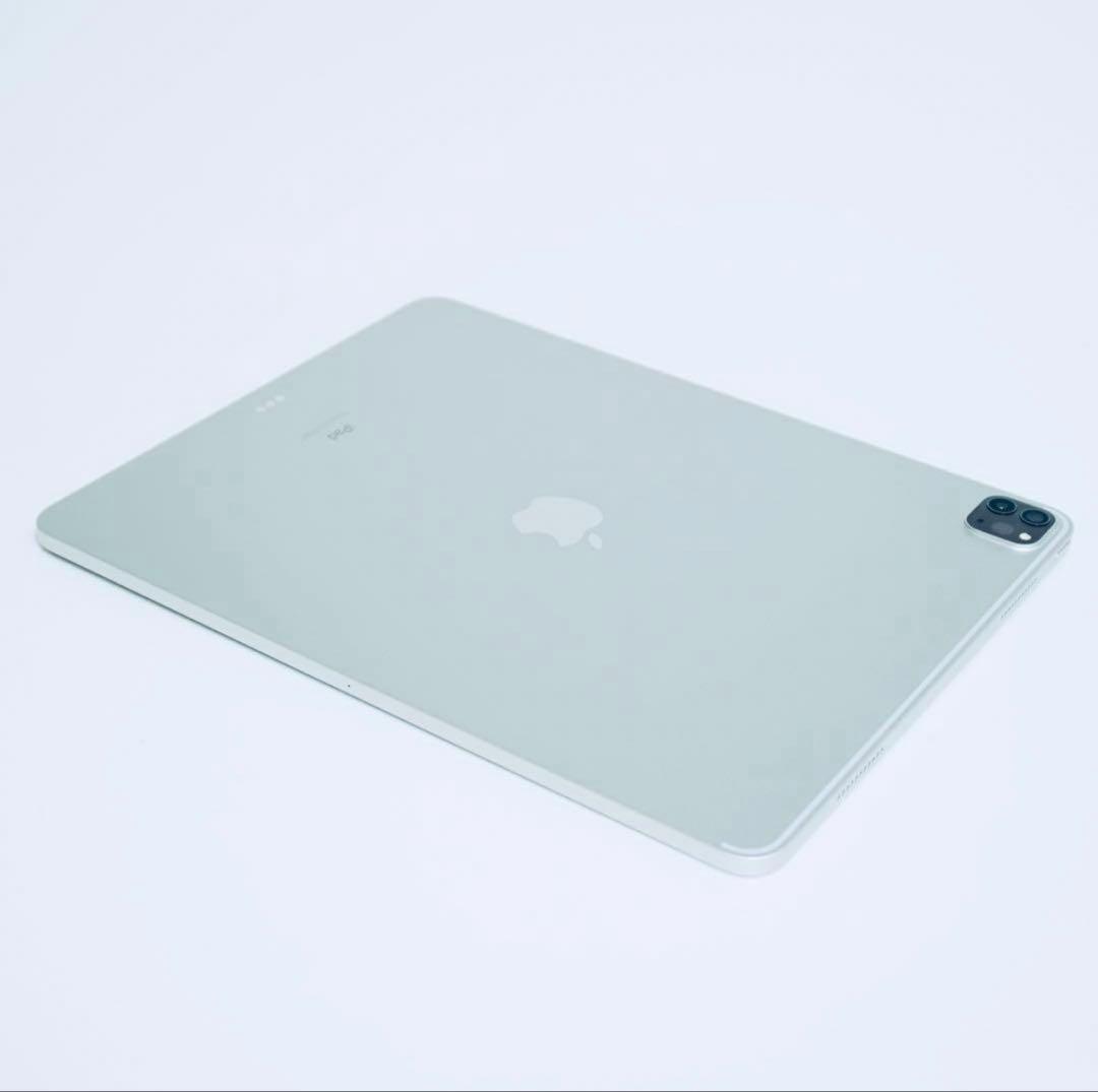 iPadPro 12.9inch 第5世代128GB + ANKER 急速充電器