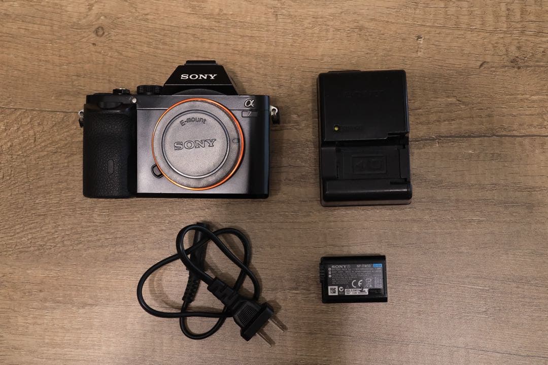 SONY α7 ボディ ILCE-7 フルサイズミラーレスカメラ