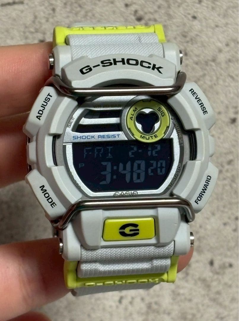 CASIO G-SHOCK 腕時計　ジーショック GD-400DN-8