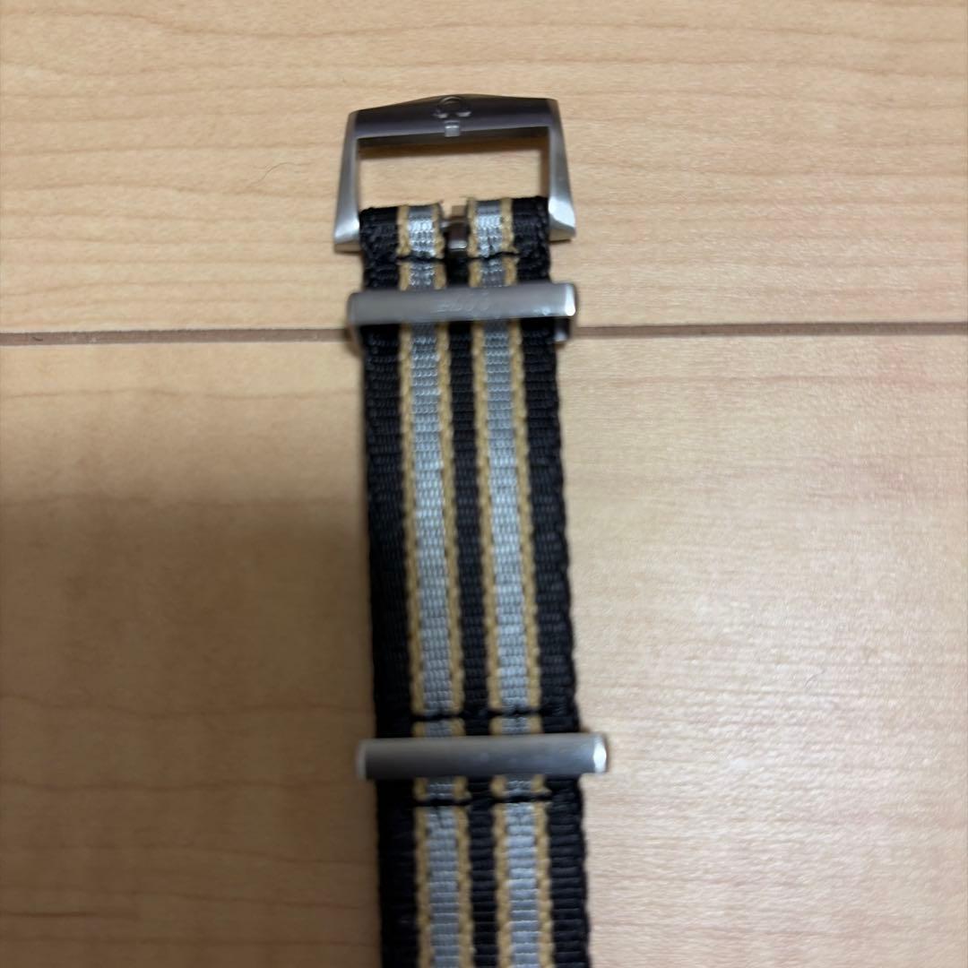 オメガ　NATOベルト　007エディション