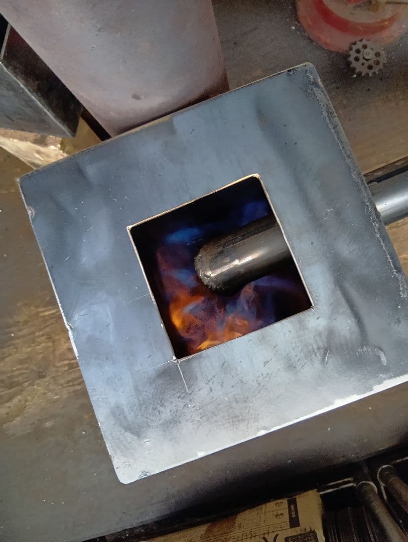 廃油ストーブ　【ウォームファクトリーローコスト】アースデザイン　　5Lタンク付