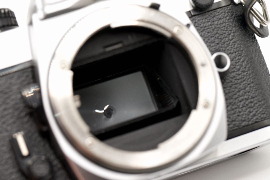 【整備済】Nikon FE2 + Voigtländer 58mm F1.4