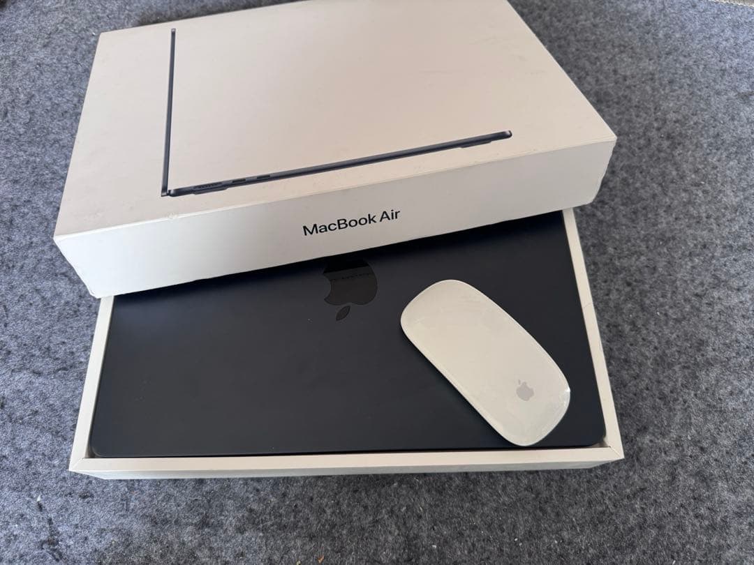 Apple MacBook Air 13インチ M3チップ MRXV3J/A