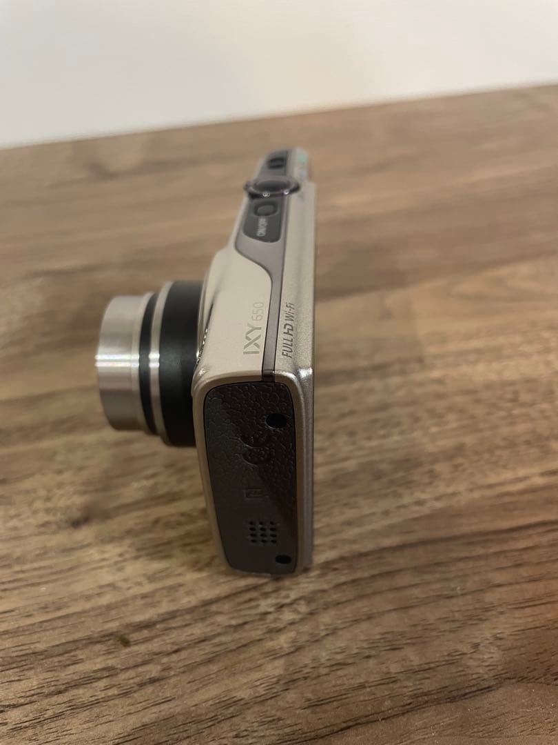 【極美品】 Canon キャノン IXY650 シルバー