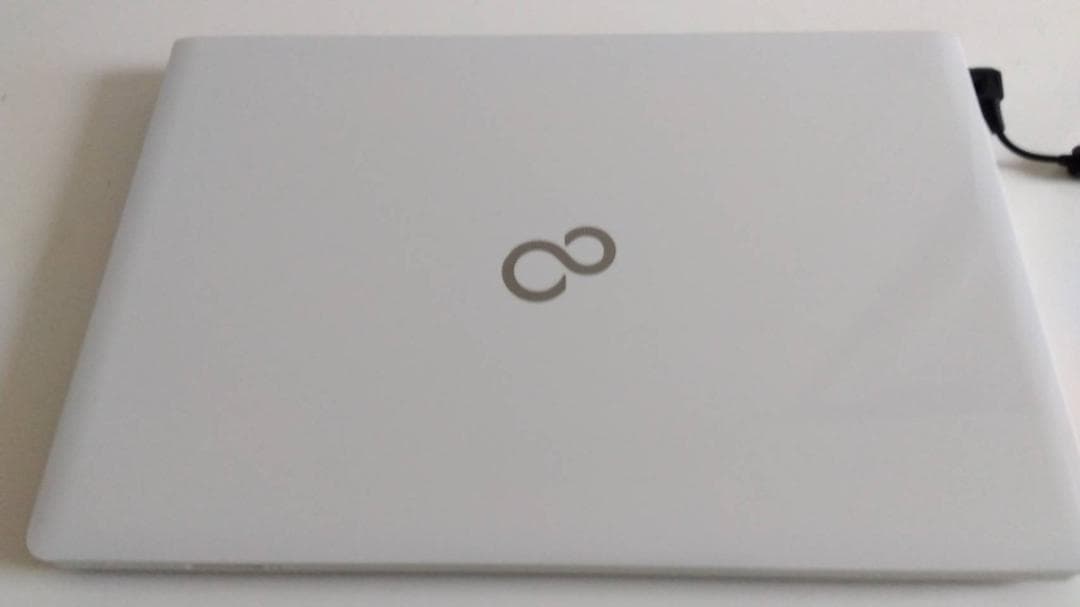 k*6様 高性能ノート 富士通 FMV LIFEBOOK AH53/U i7 1