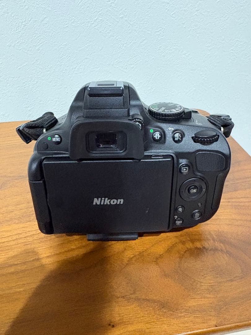 デジタルカメラ NIKON D5100 18-55 VR Kit