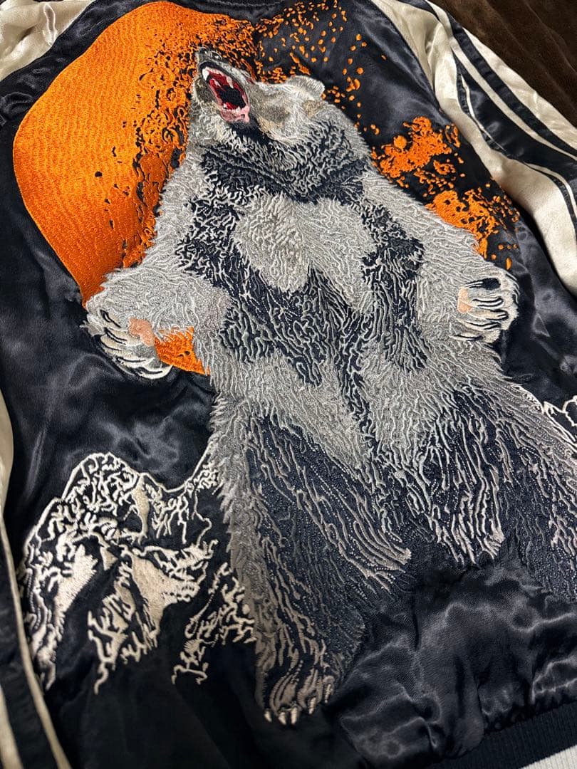 美品 ２面用 SATORI クマ 日本限定 スカジャン vintage レーヨン