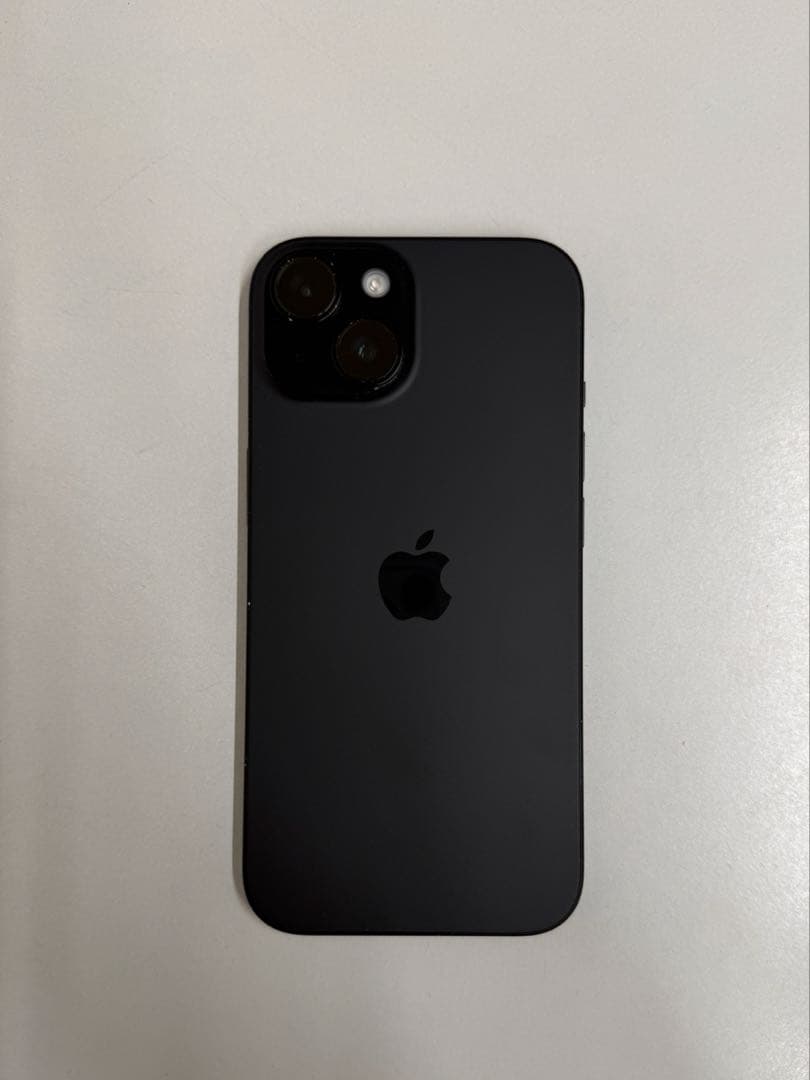 iPhone 15 256GB 本体 SIMフリー 美品　ブラック