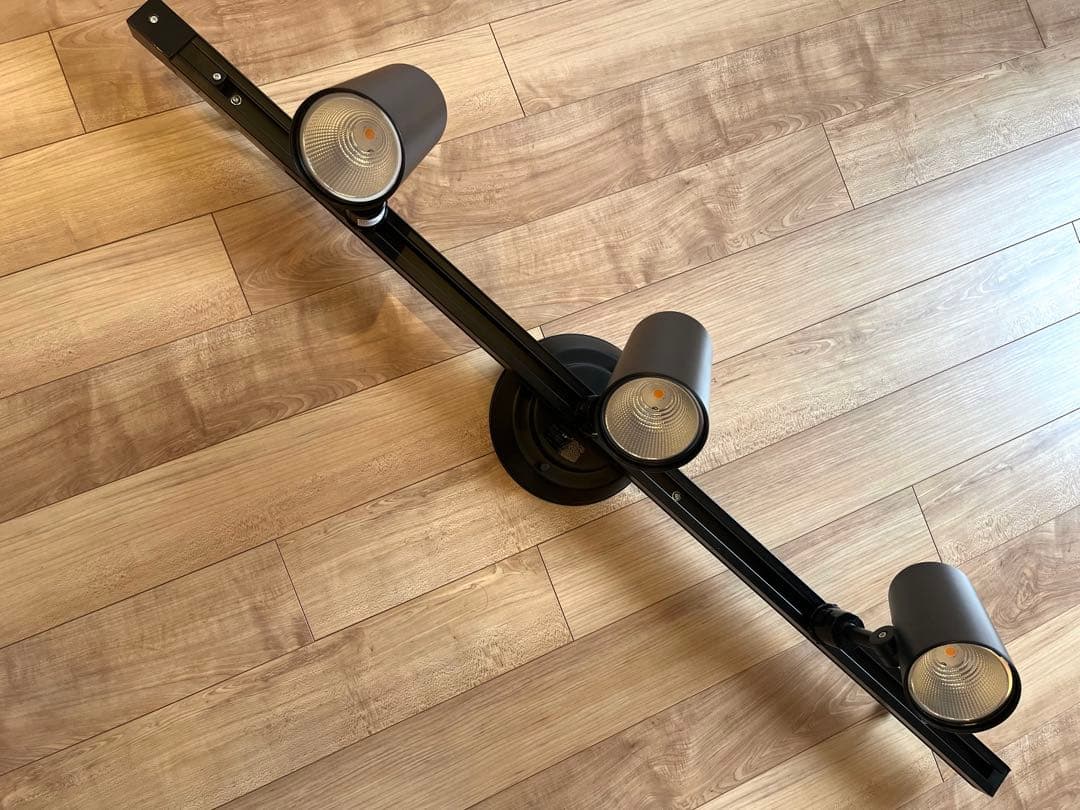 《超美品》ODELIC スポットライト・KOIZUMI ライティングダクト