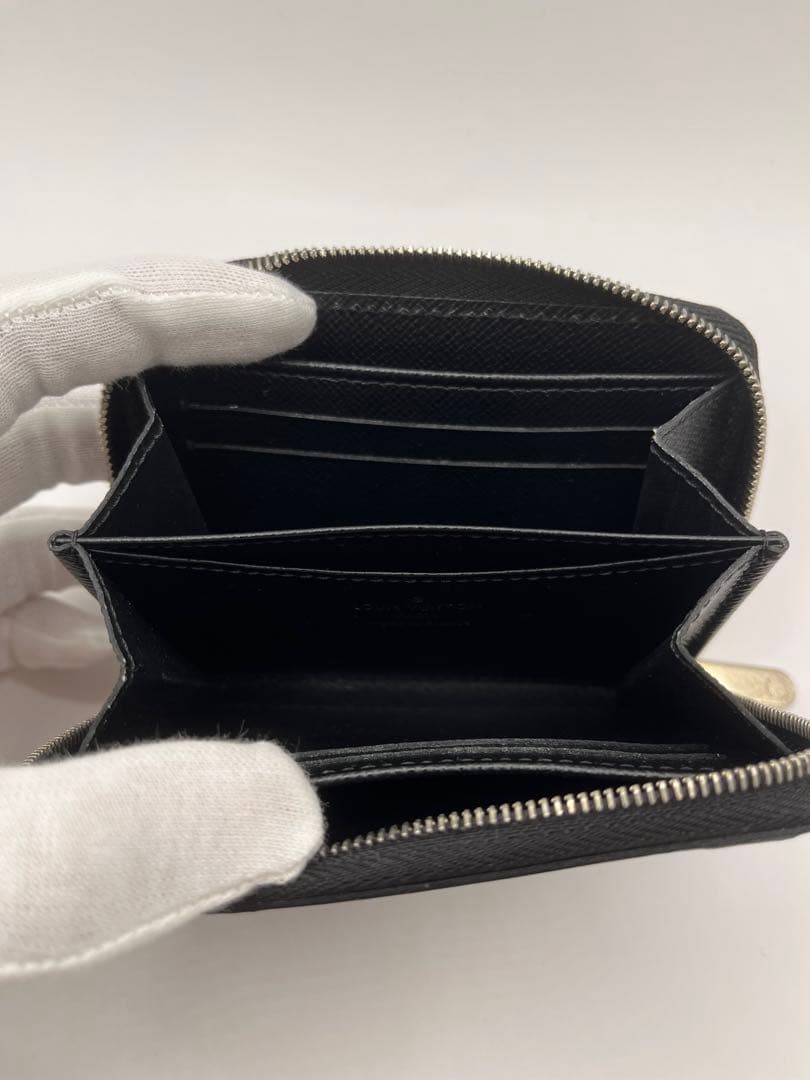エピ ジッピーパース ブラック ノワール M60152