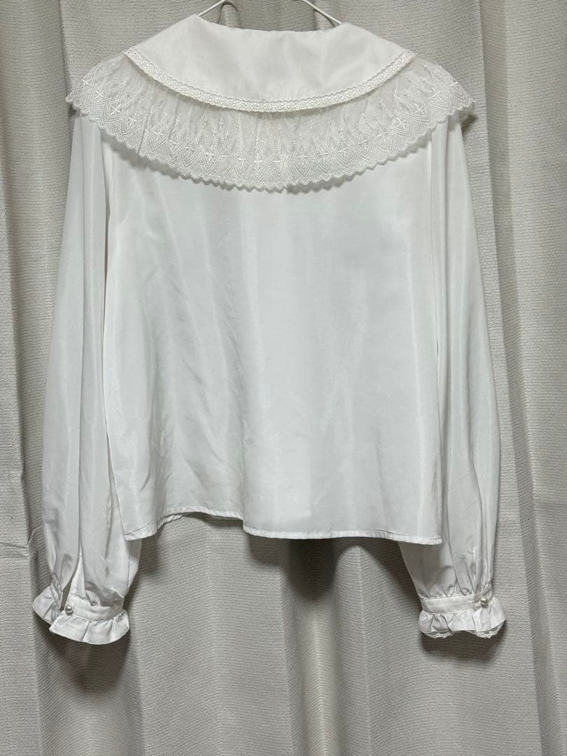Bisque Dollブラウス