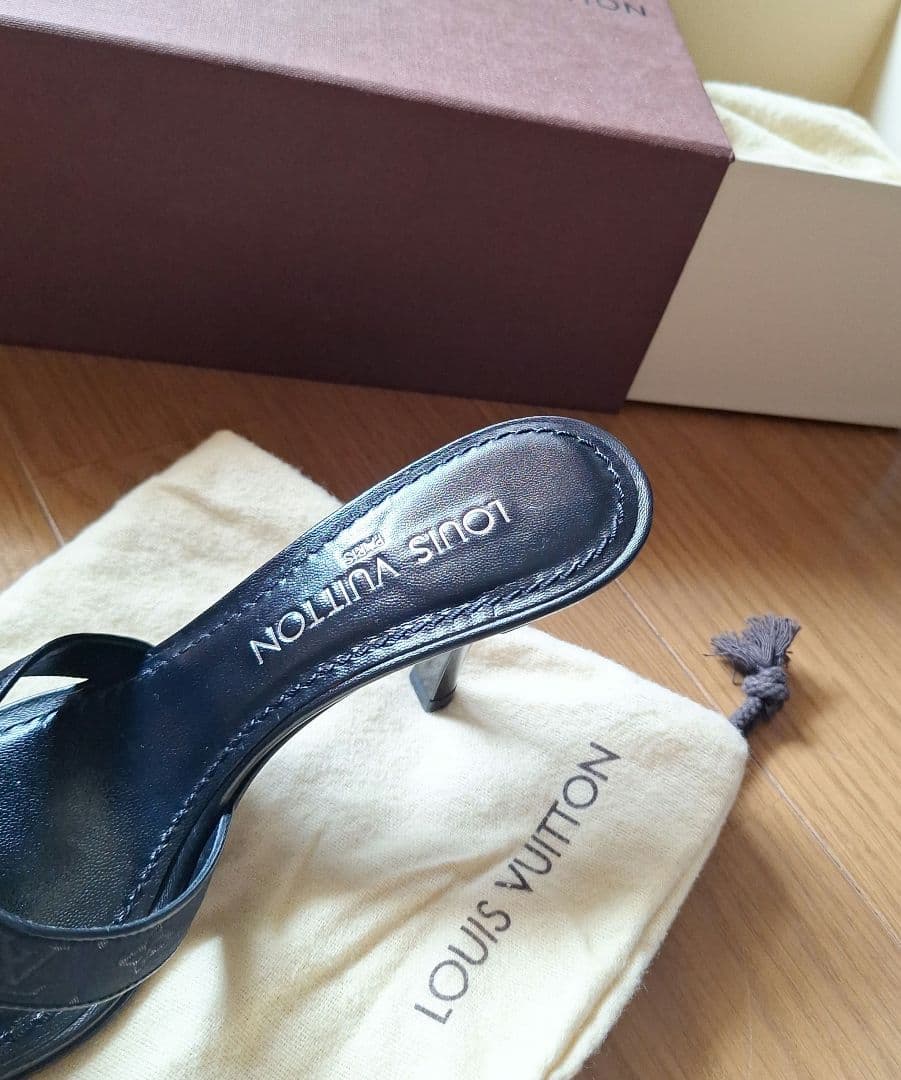 美品　LOUIS VUITTON ルイヴィトン ブラック ミュール 36