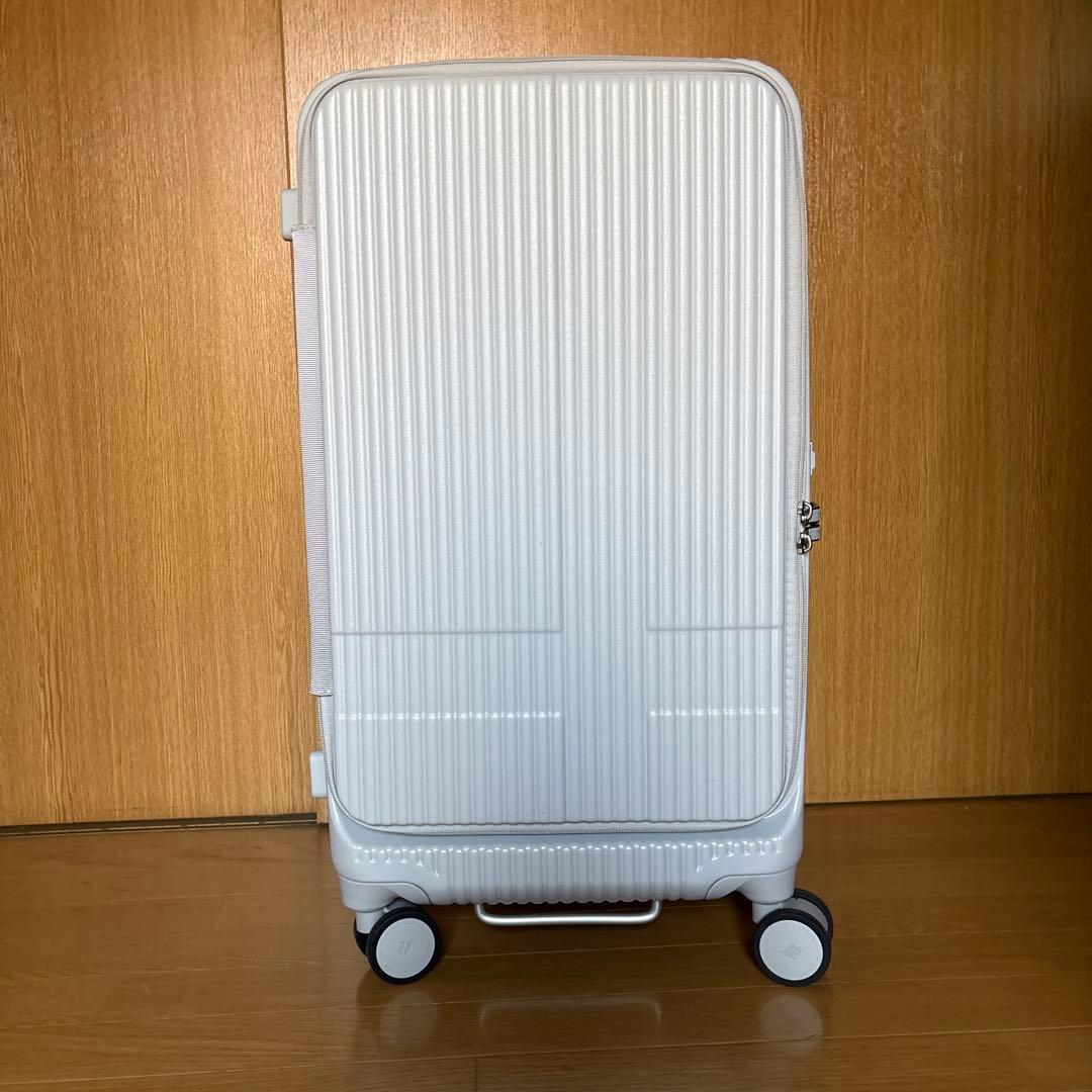 innovator キャリーケースL