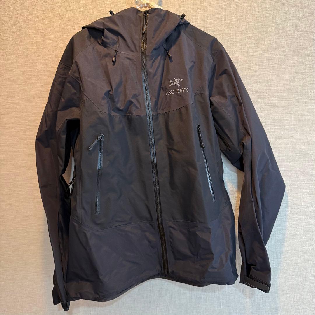 蒲焼きARC'TERYX ベータ LT ブラック ジャケット　レディース