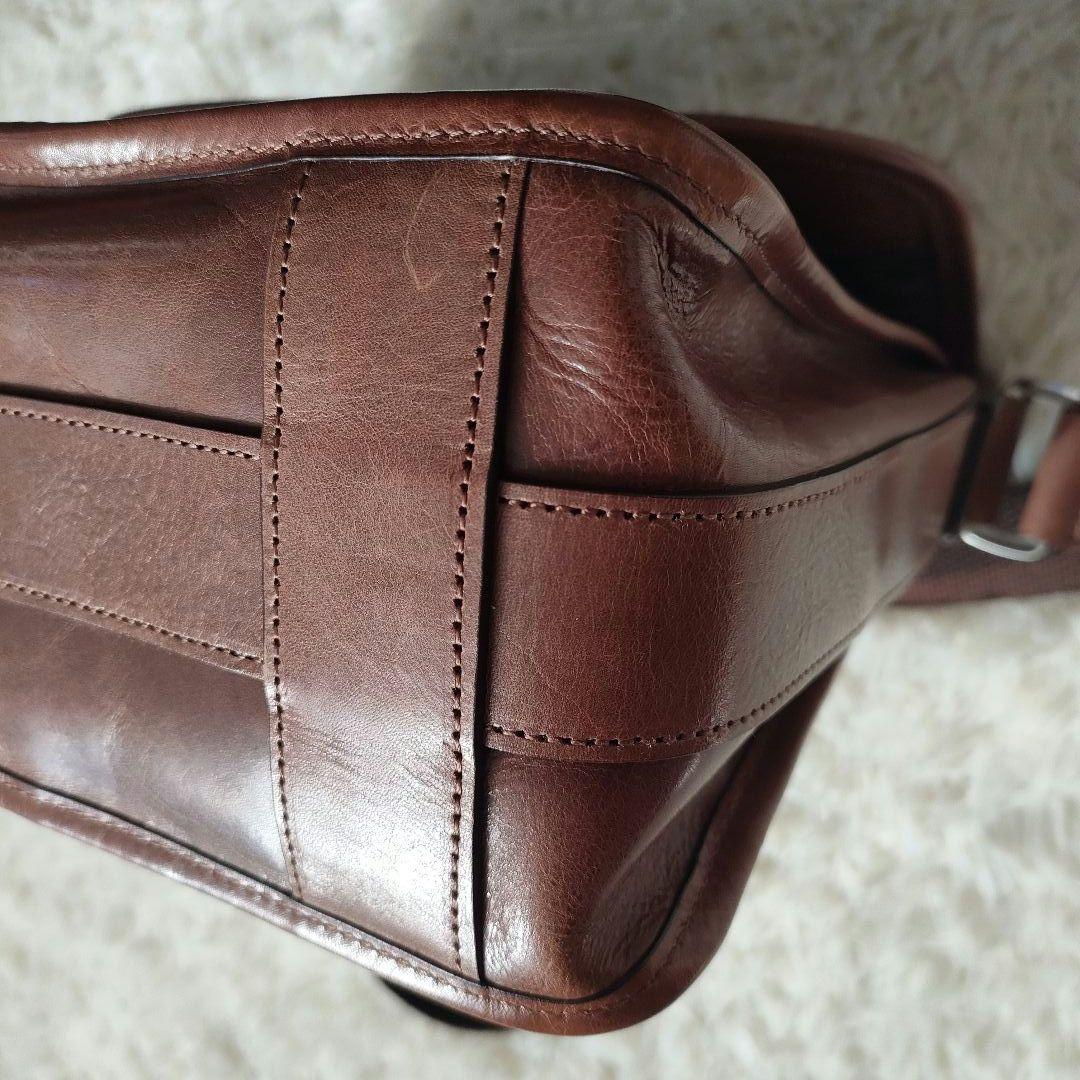 aniary/アニアリ ブラウンレザーショルダーバッグ ターンロック