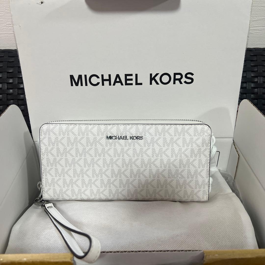 【新品未使用】日本限定 マイケルコース 長財布 MKシグネチャー
