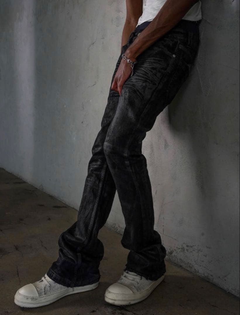 パンツ Hand Waxed Flared Denim W28