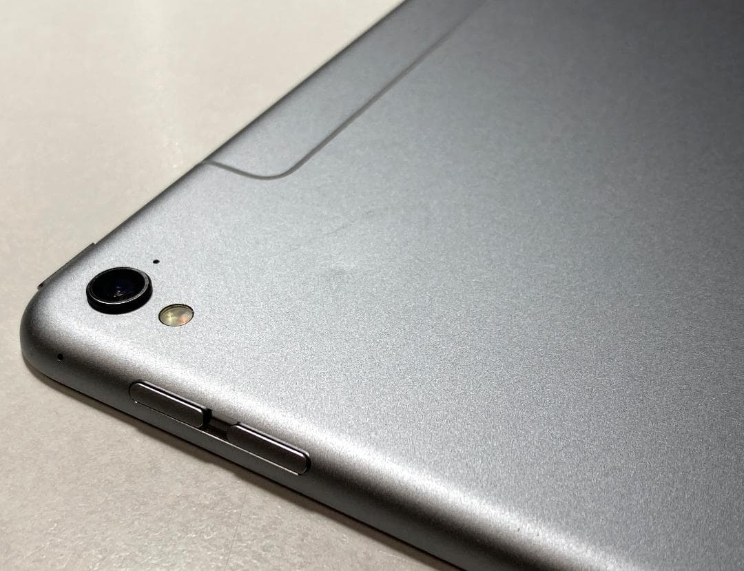 第一世代iPad pro9.7 32GB スペースグレー A1674