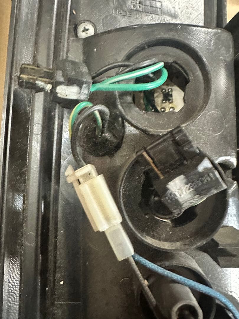 【廃盤品】ジムニー jb23 テールランプ　ブラック