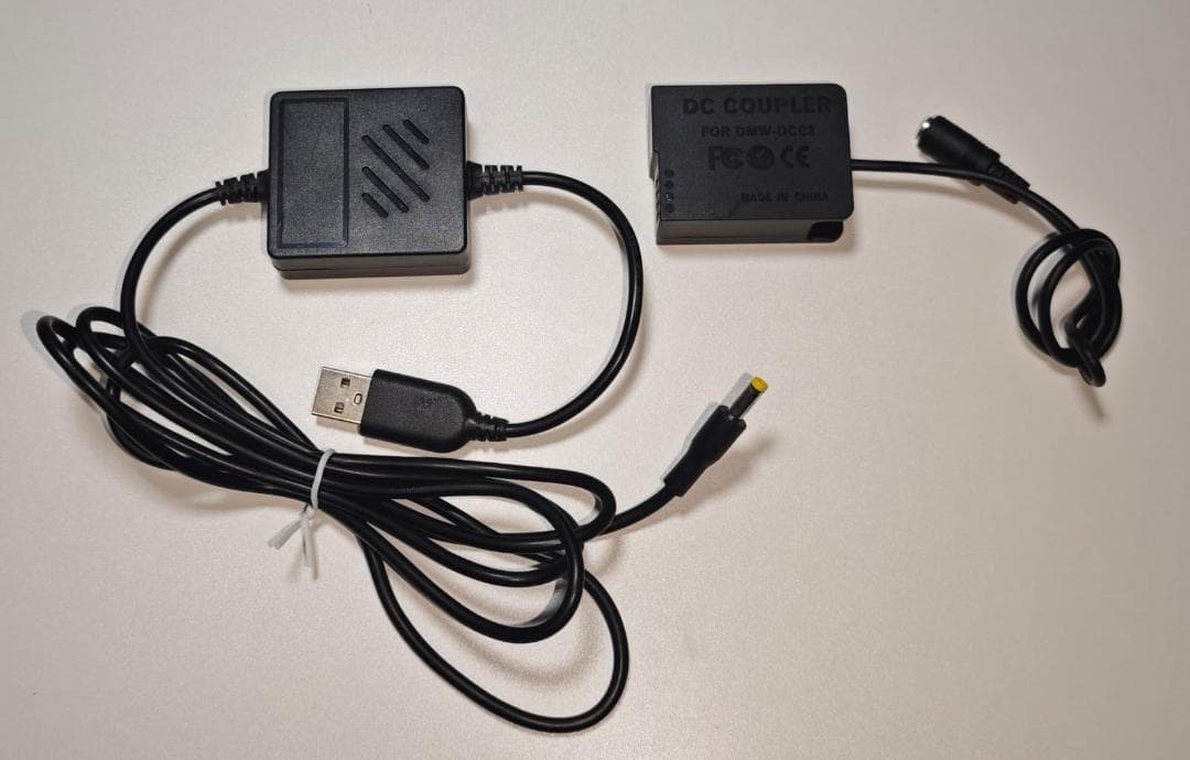 【美品】Panasonic LUMIX DC-G99 ボディ 付属品、カプラ付