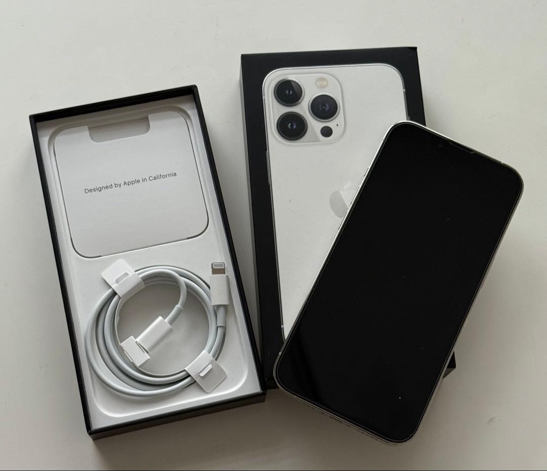 ☆美品 iPhone 13 Pro シルバー 256GB 本体 SIMフリー