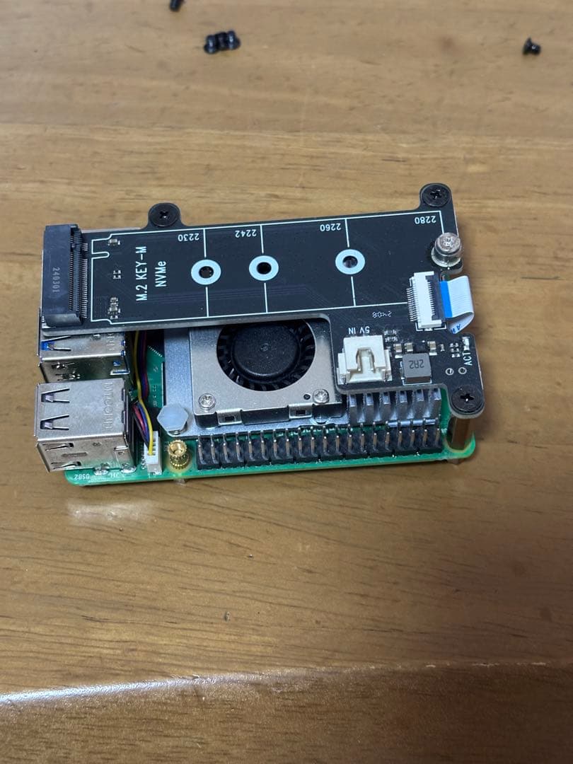 Raspberry pi 5 8GB, Geekworm 電源、X1001 他