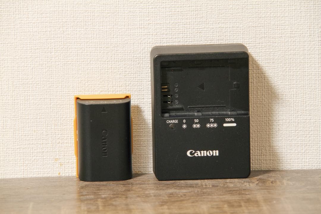 Canon EOS 70D EF-S 18-135 IS STM Kit 美品