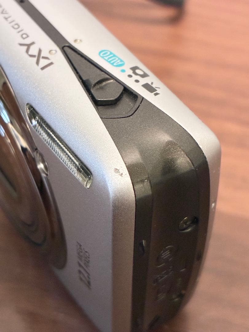 ★Canon IXY Digital 12.1メガピクセル PC1437