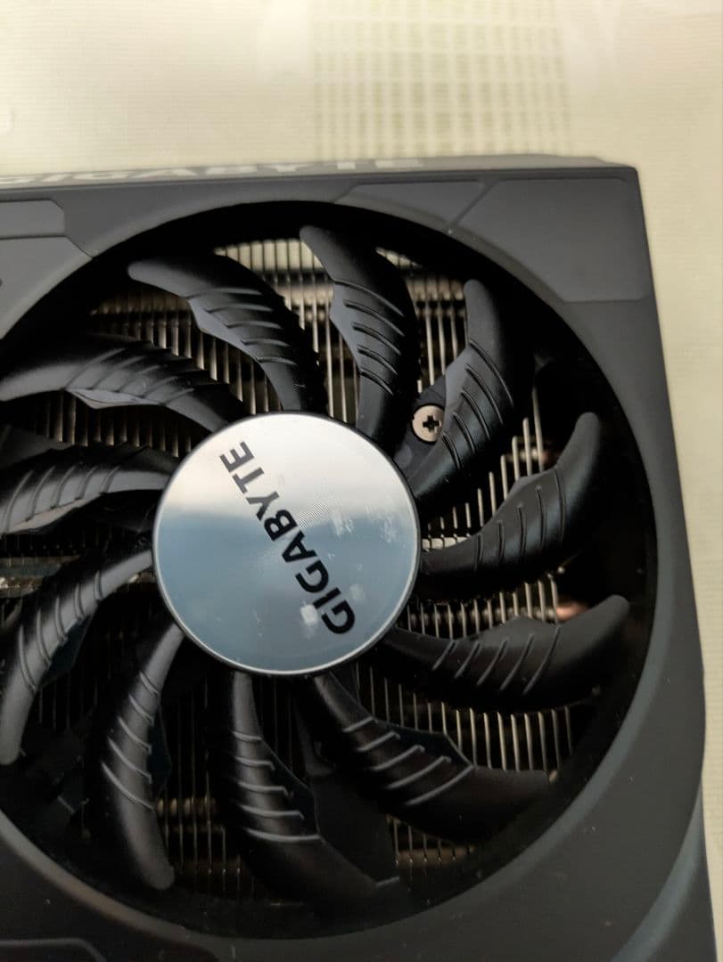 グラフィックボード・グラボ・ビデオカード GIGABYTE GeForce RTX4070 SUPER