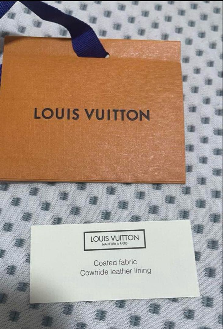 【値下げ】パスポートケース　パスポートカバー　新品未使用　備品付