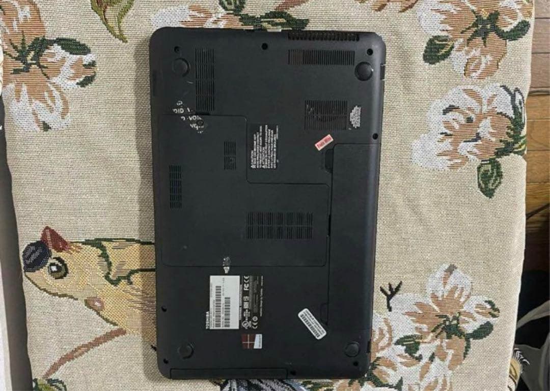 東芝パソコンノ-ト第3世代i3✨■Office■4GB Windows11