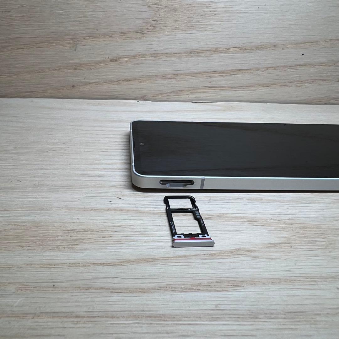 シャープ AQUOS sense6s SHG07本体 E157