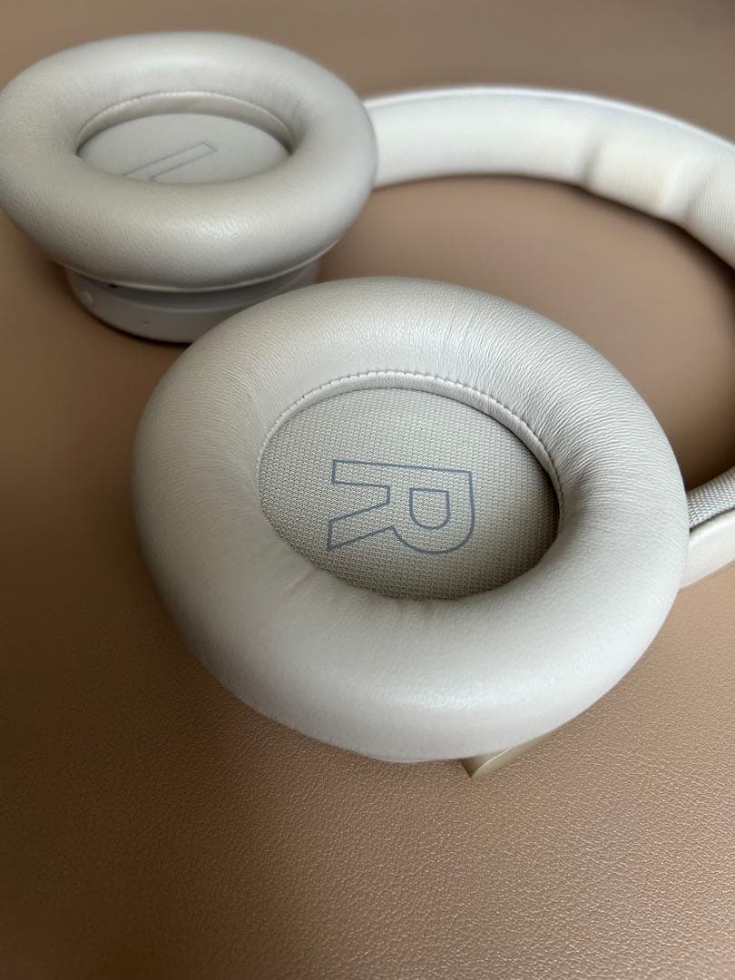 【美品】Bang & Olufsen Beoplay HX ワイヤレスヘッドホン