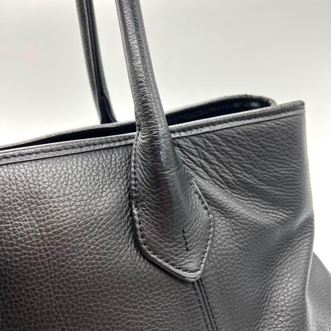 バーニーズニューヨーク　トートバッグ　シボ革　オールレザー　黒　肩掛け　A4