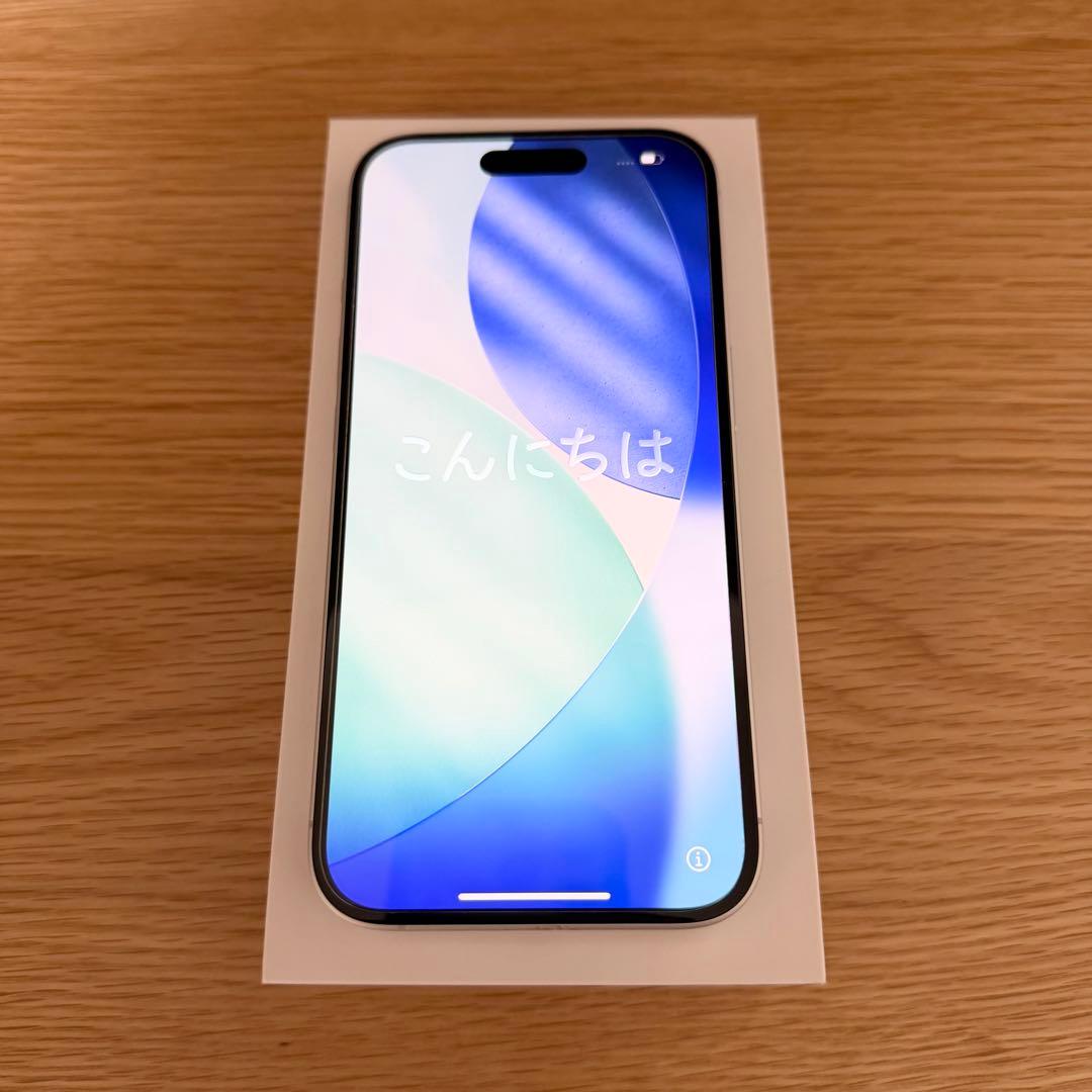 Apple アップル iPhone16 256GB ホワイト