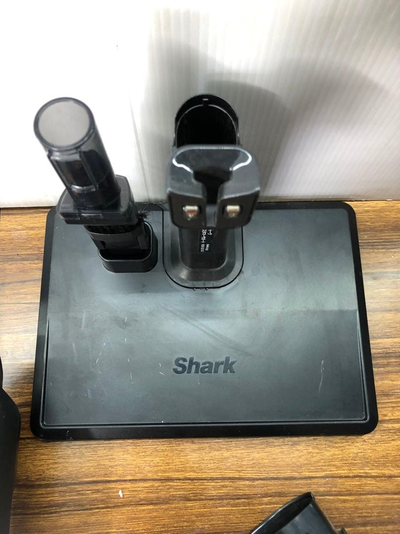 Sharp コードレスクリーナー CS601JBK 送料無料