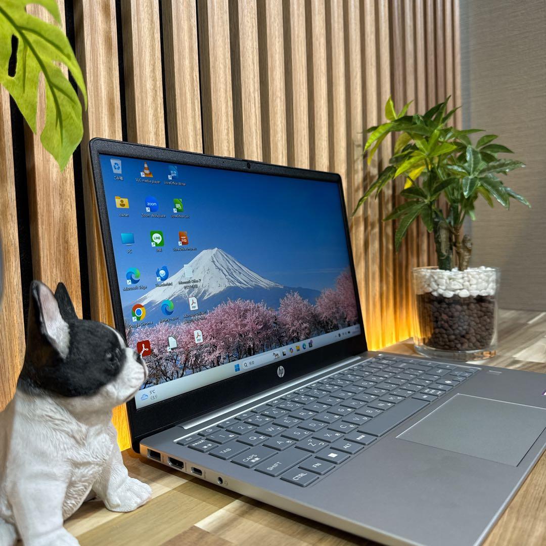 準新品 2024年モデル‼️HP Laptop☘SSD512GB☘ノートパソコン