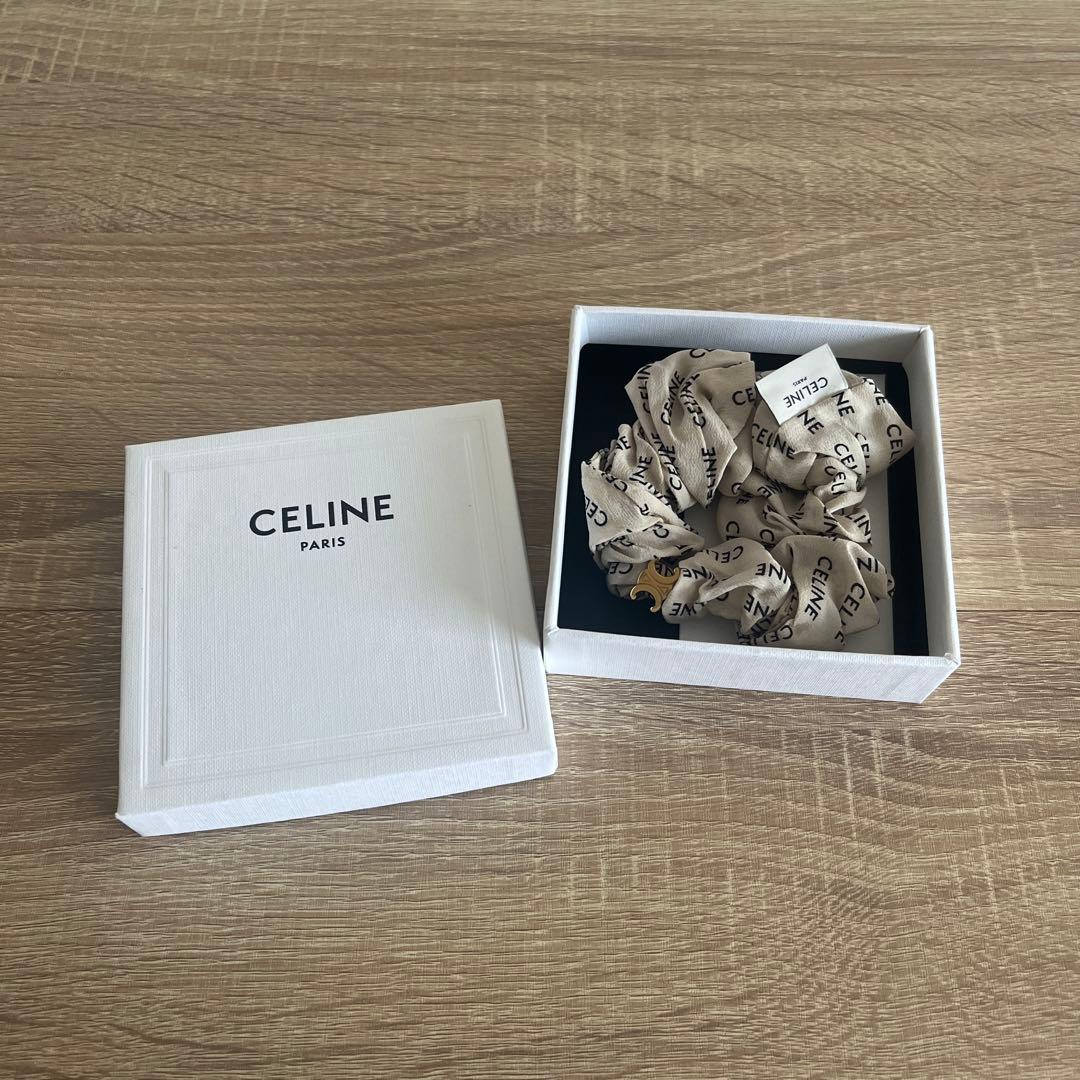 CELINE シュシュ ボックス入り