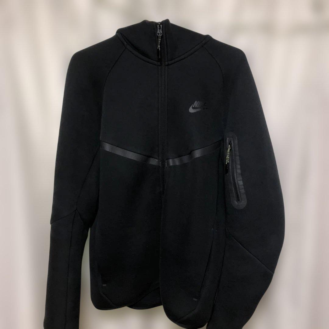 Nikeテックフリース M