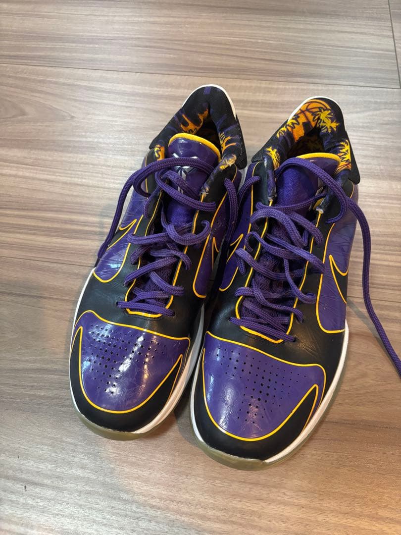 コービー・ブライアント バスケットシューズ 紫/黒