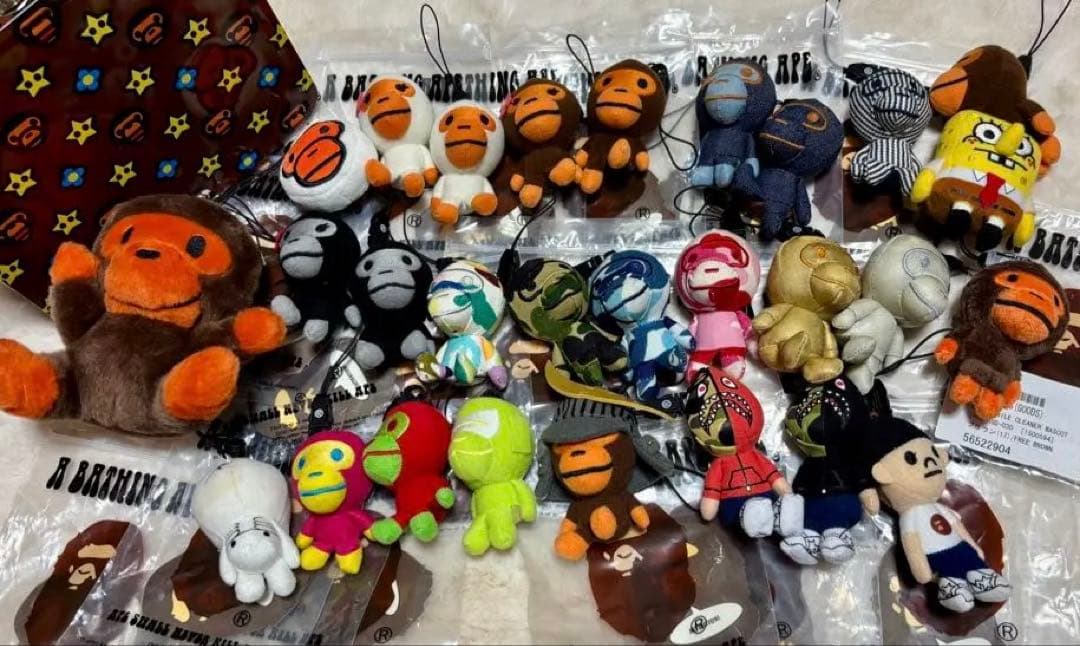 A BATHING APE マスコット27体 ブリキ缶 マイロ レア BAPE