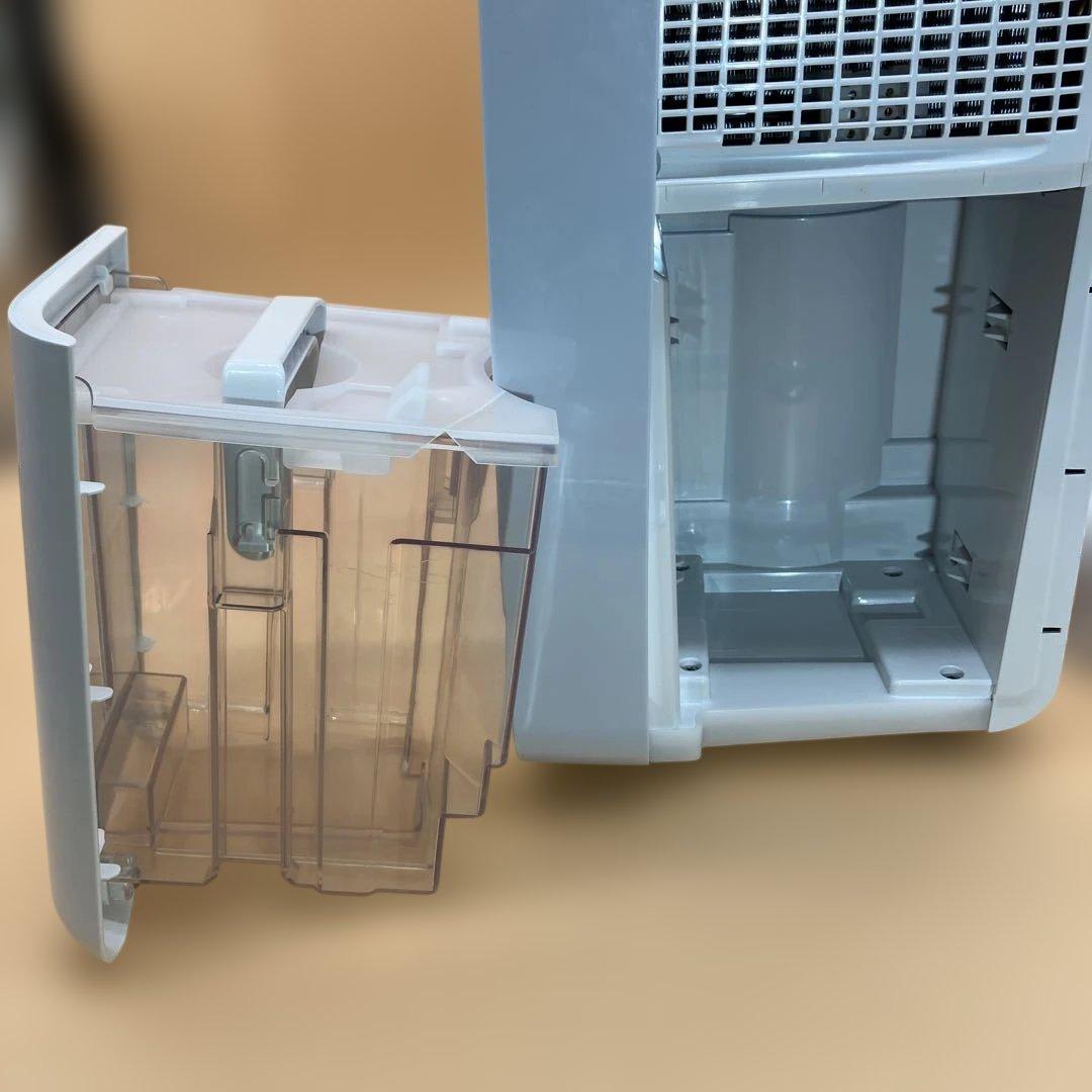 【美品】【即購入可】SHARP 衣類乾燥除湿機 CM-S100-W 2025年製